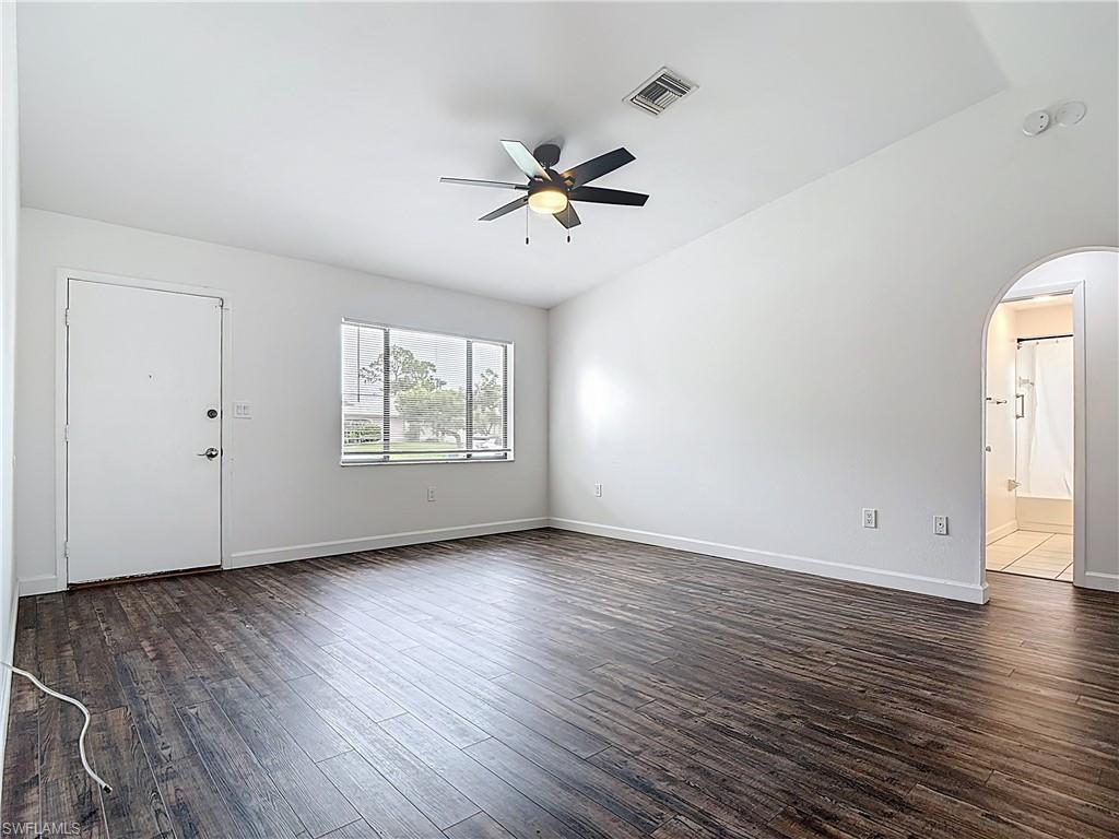 SAN CARLOS PARK - Residential