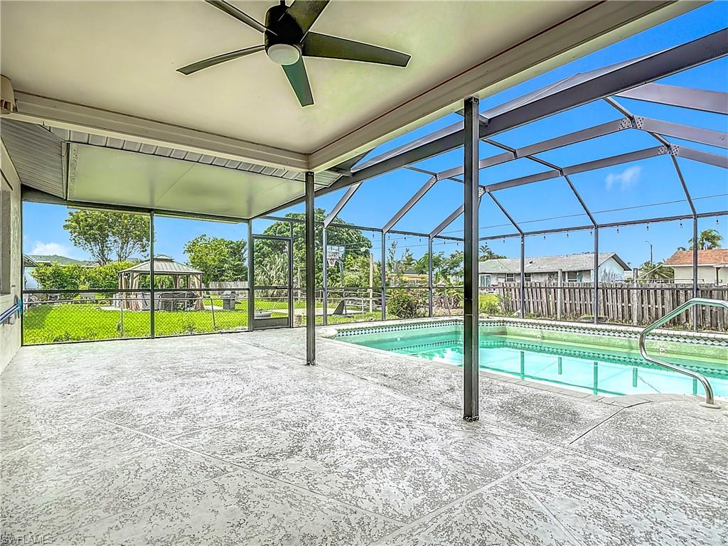 SAN CARLOS PARK - Residential