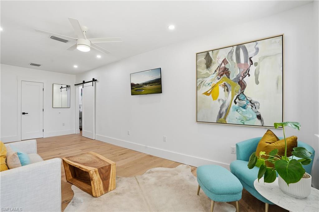 TALL PINES - Residential