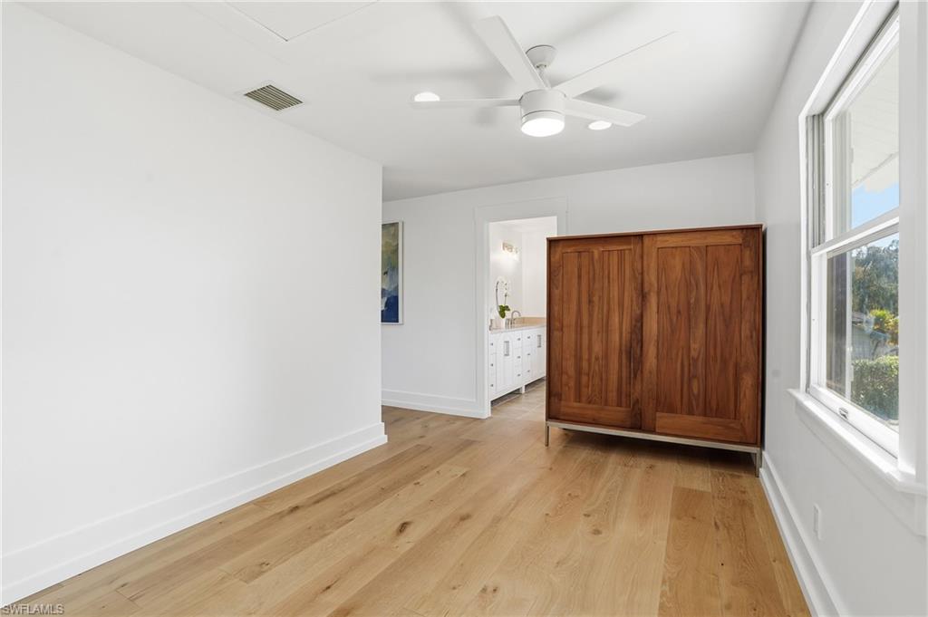 TALL PINES - Residential