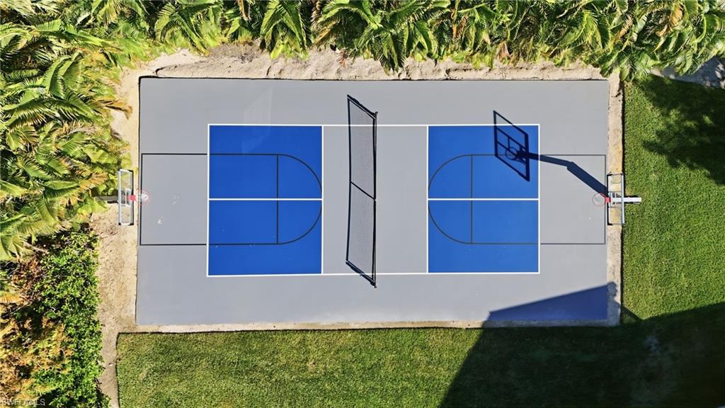 TALL PINES - Residential