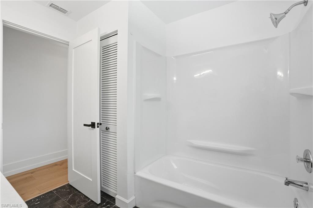 TALL PINES - Residential