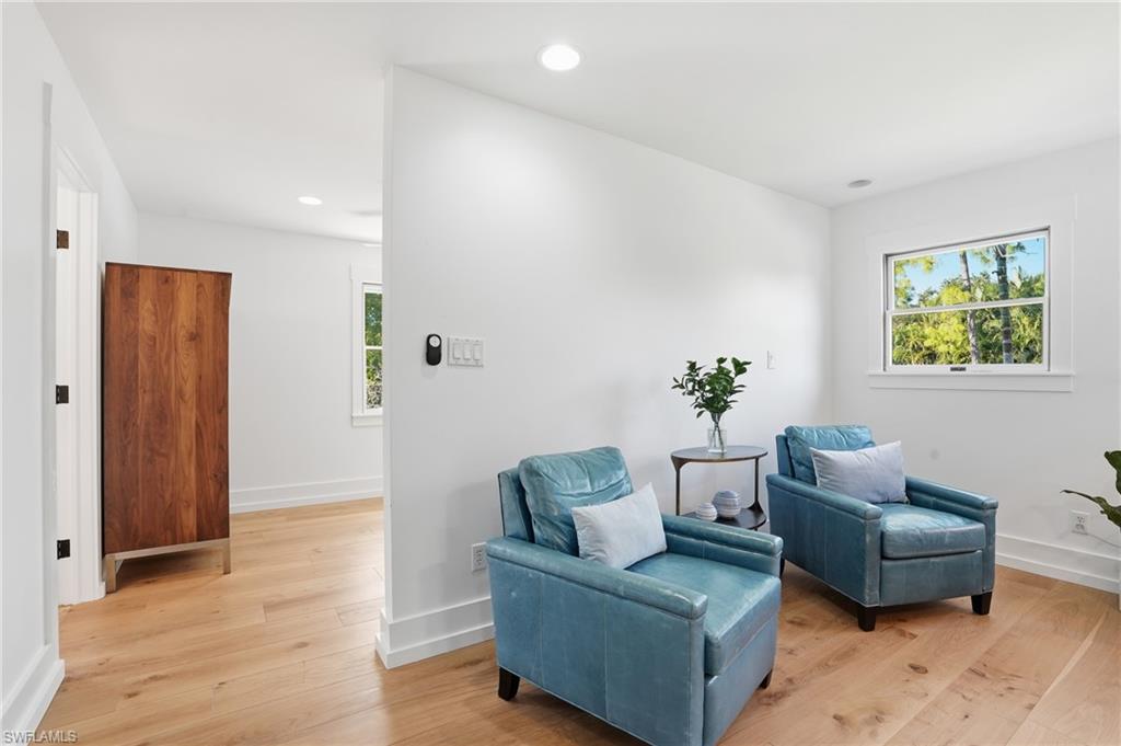 TALL PINES - Residential