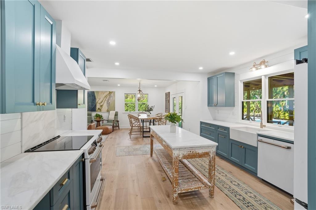 TALL PINES - Residential