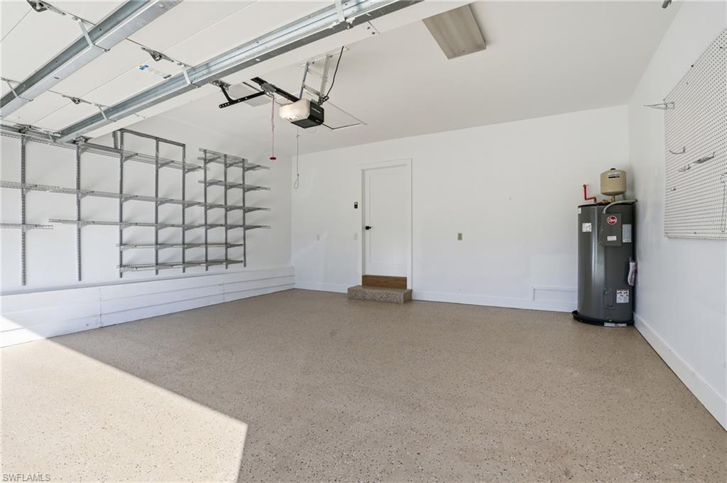 TALL PINES - Residential