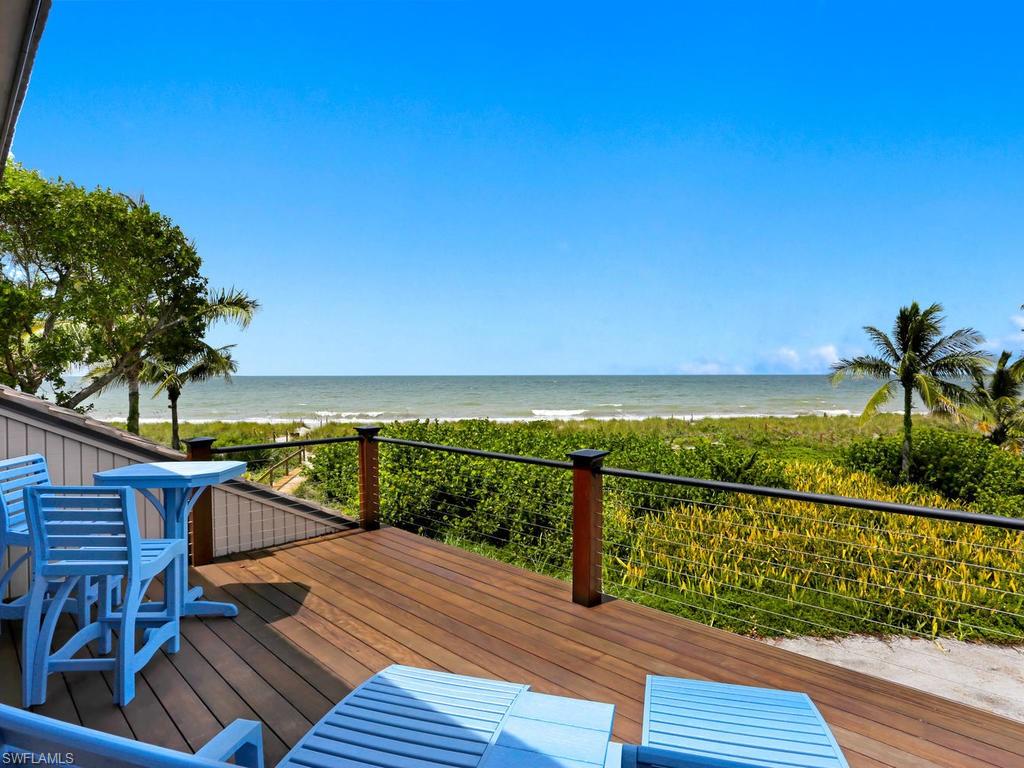 BEACH HOMES - Residential