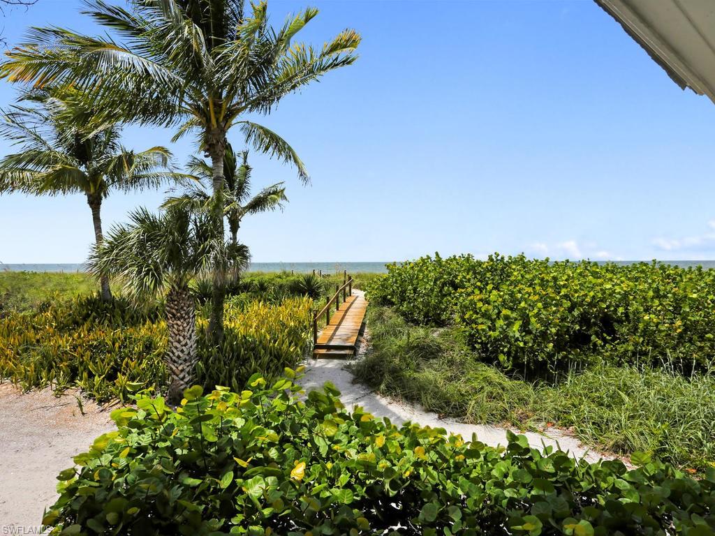 BEACH HOMES - Residential