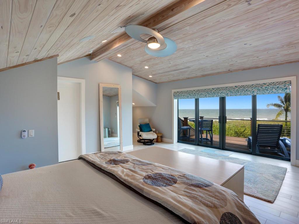 BEACH HOMES - Residential