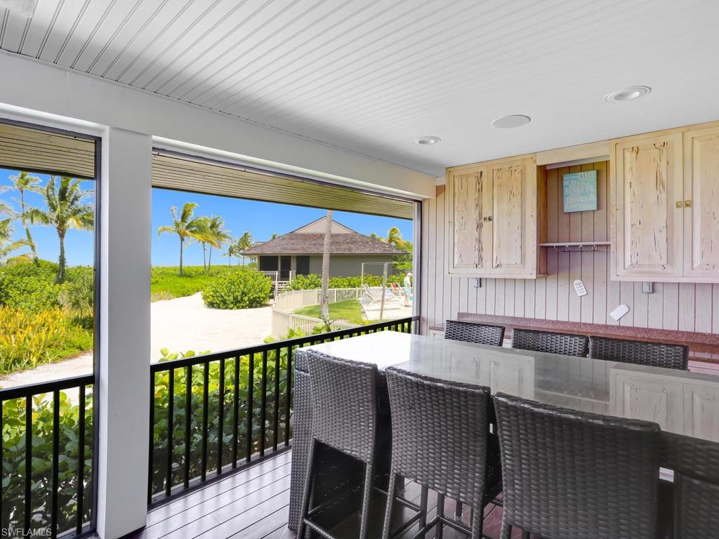 BEACH HOMES - Residential