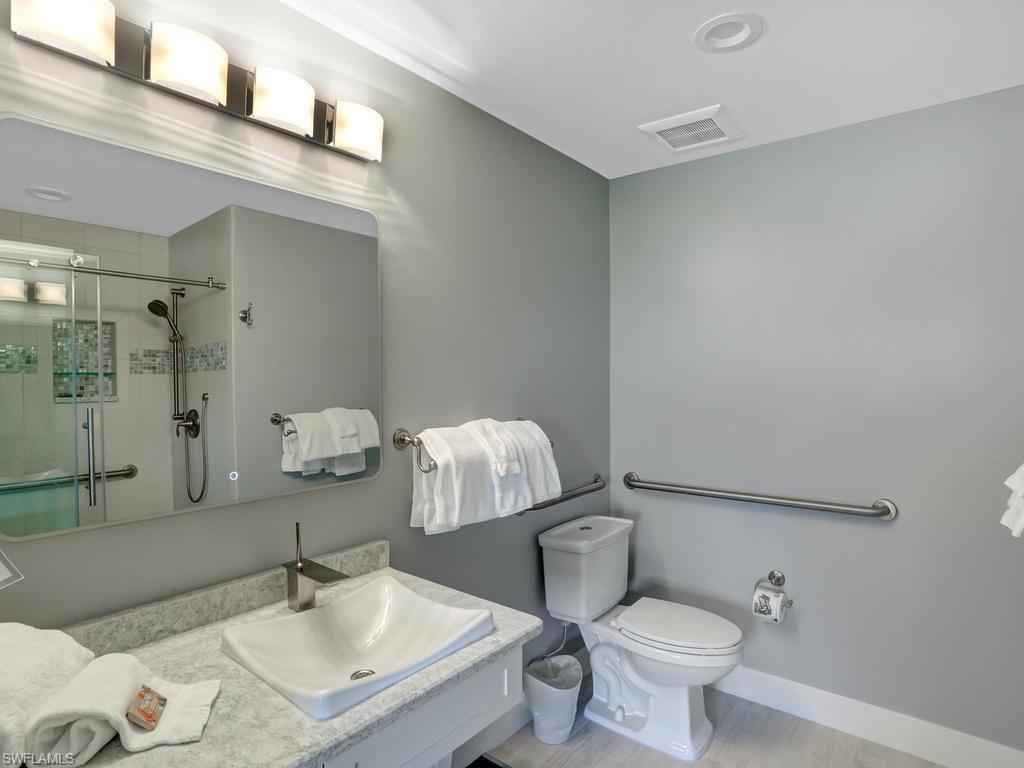 BEACH HOMES - Residential