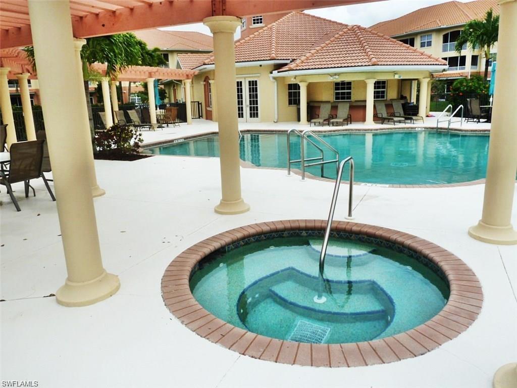 VAN LOON COMMONS - Residential