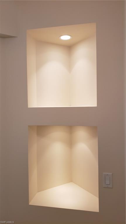 VAN LOON COMMONS - Residential