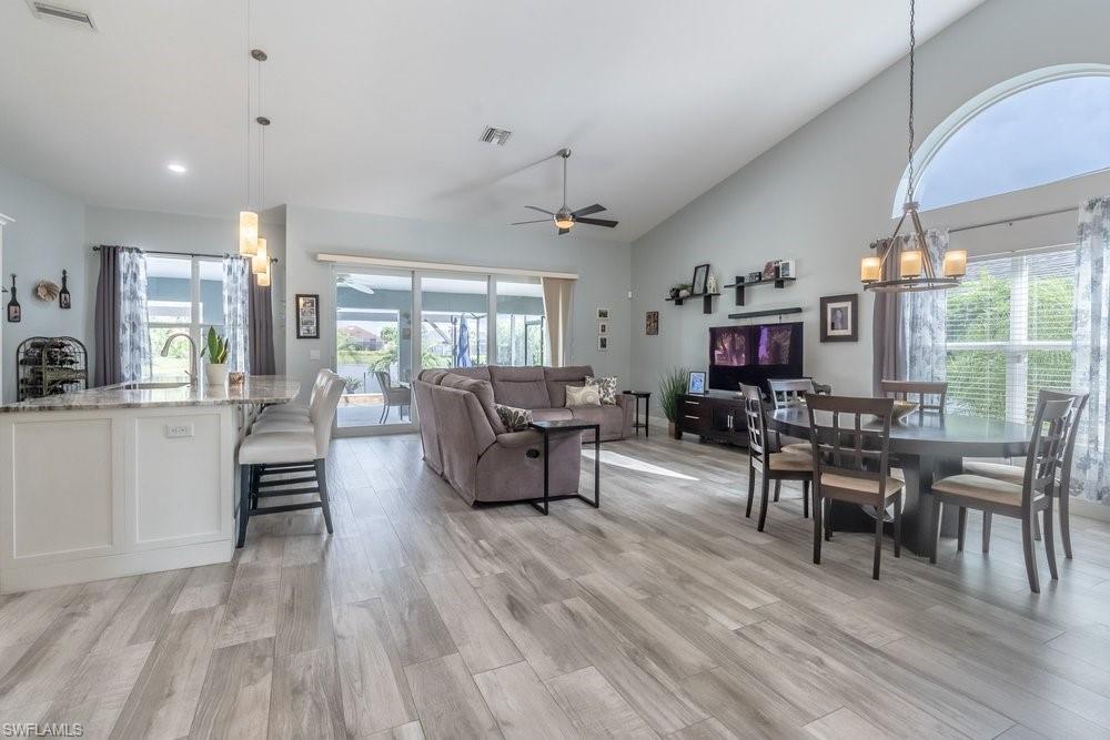 7732 Citrus Hill LN