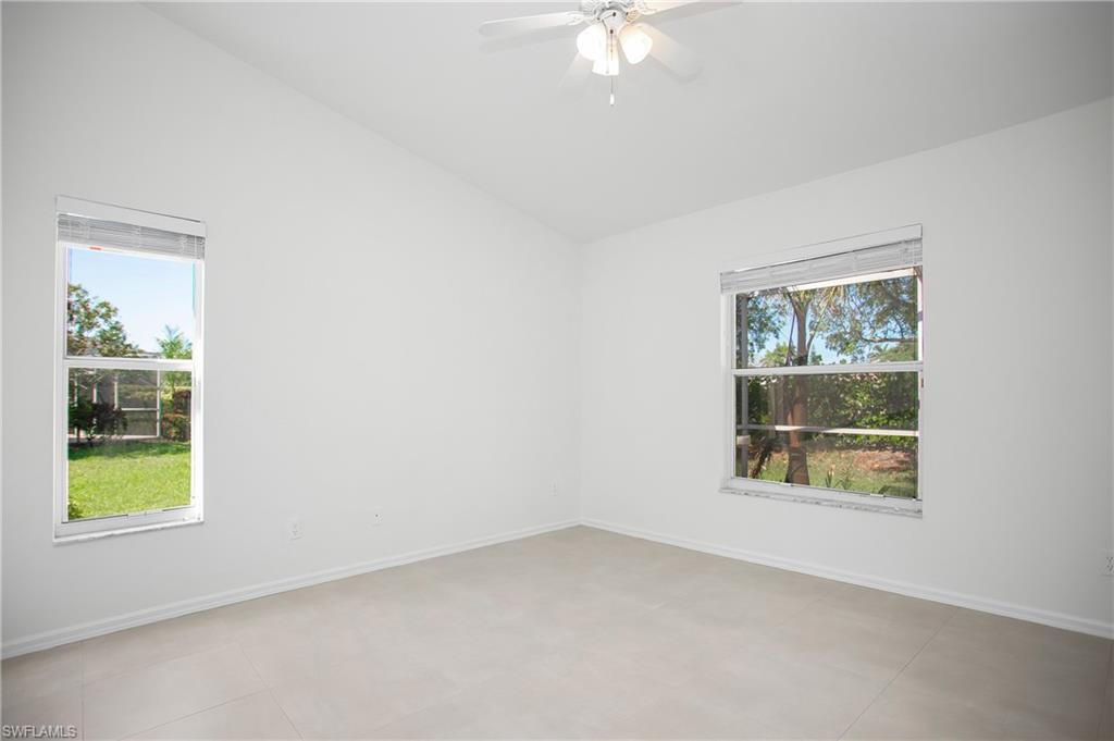 IBIS COVE - Residential