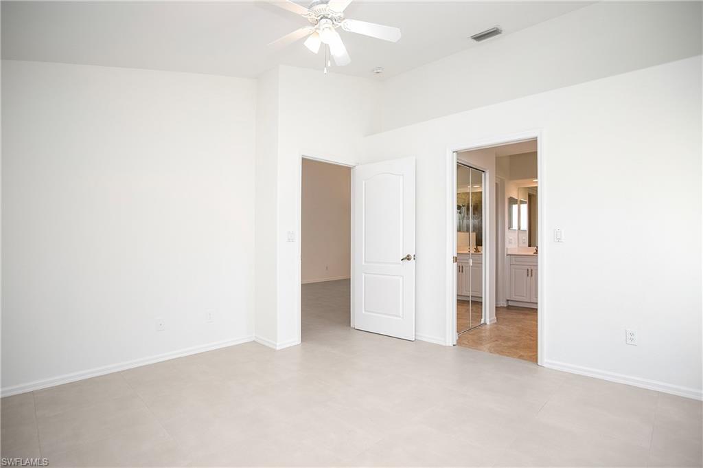 IBIS COVE - Residential