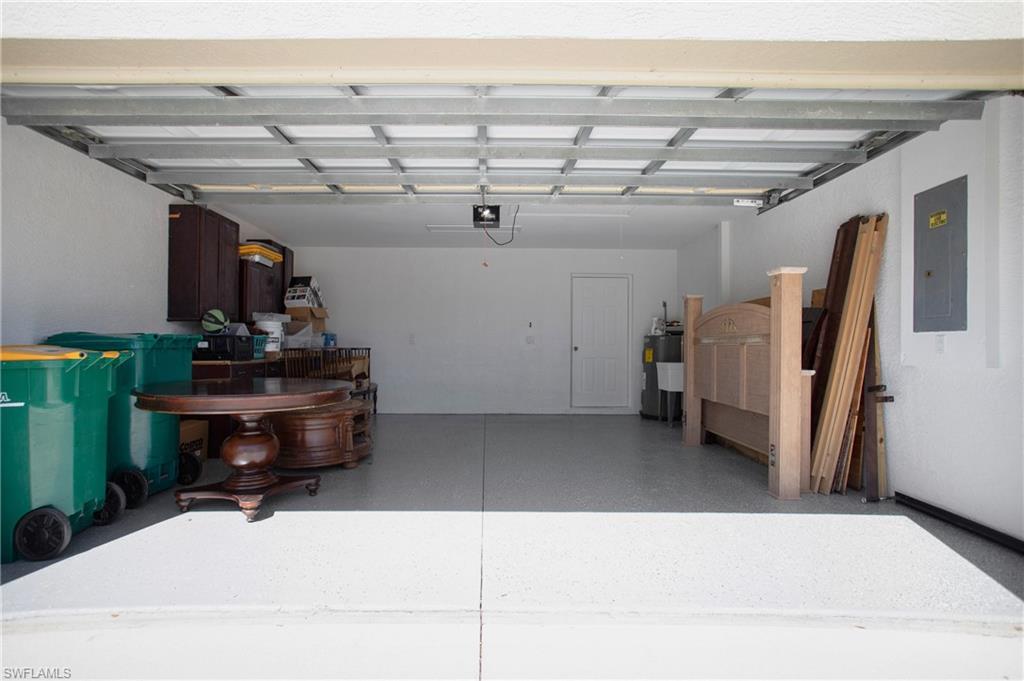 IBIS COVE - Residential