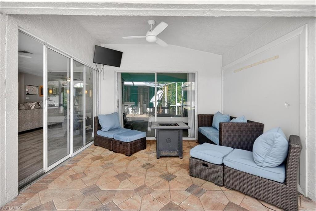 MOON LAKE - Residential