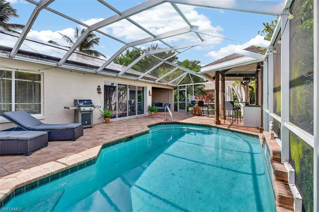 MOON LAKE - Residential