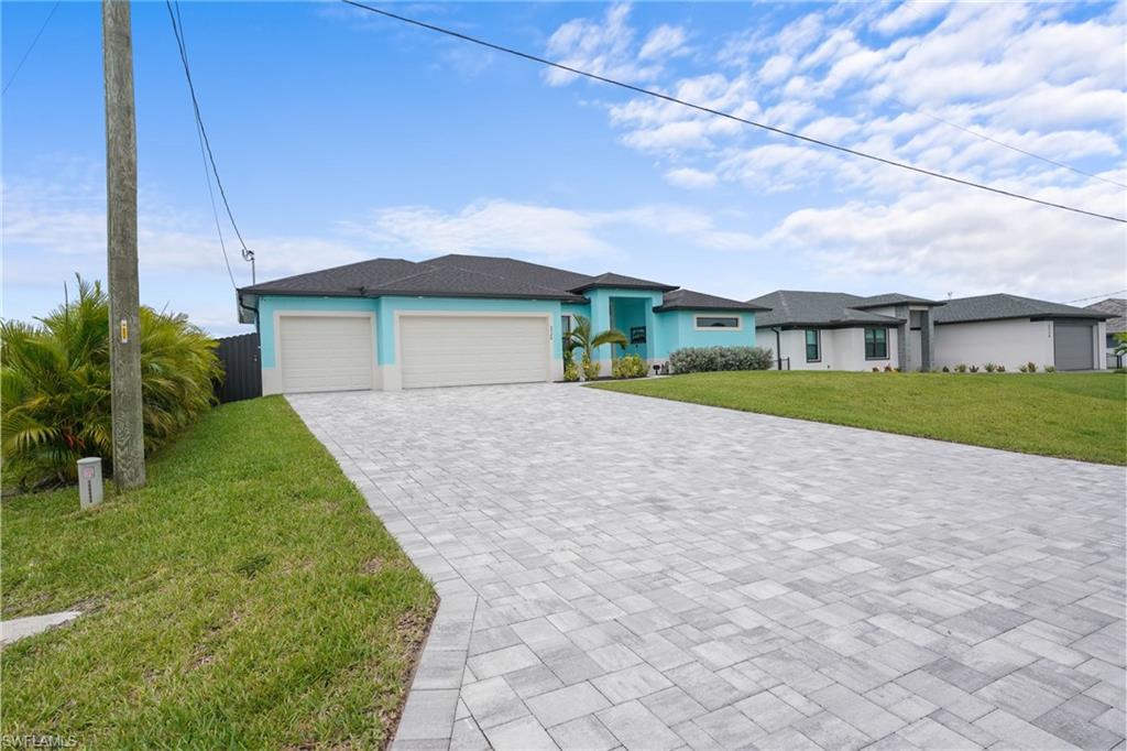 CAPE CORAL - Residential