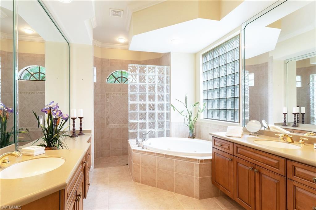 KENSINGTON GARDENS - Residential