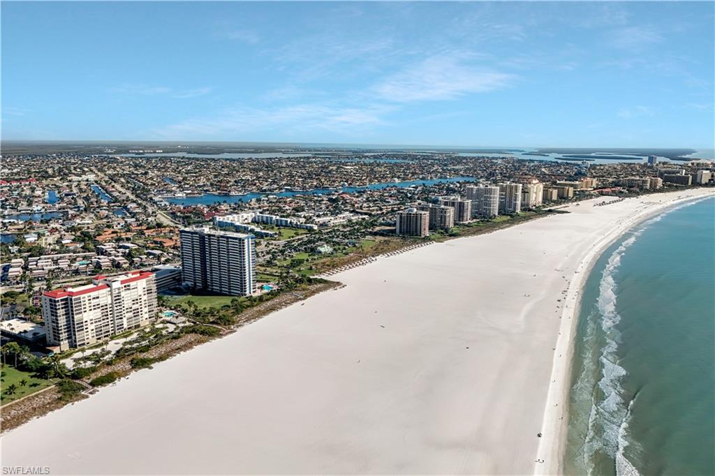 CRESCENT BEACH - Residential