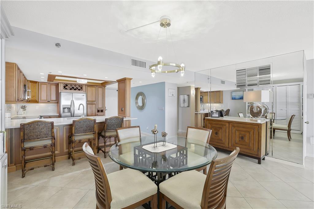 CRESCENT BEACH - Residential