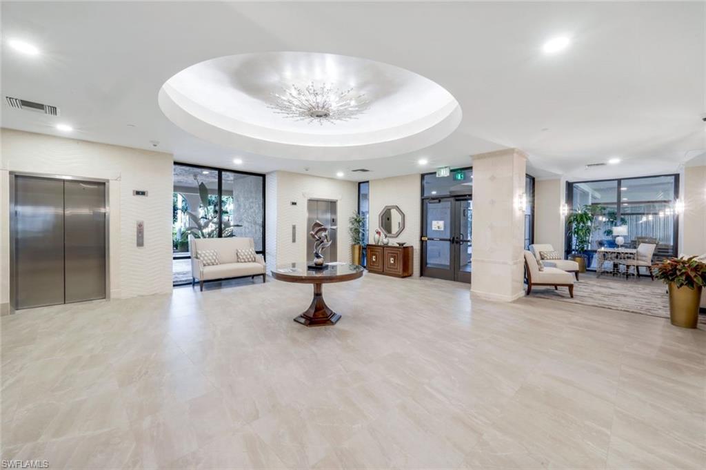 CRESCENT BEACH - Residential