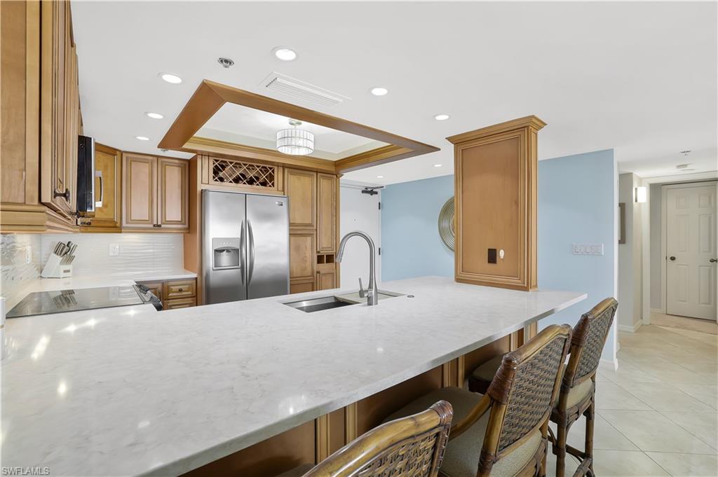 CRESCENT BEACH - Residential