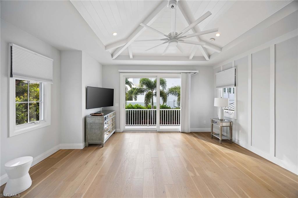 OLDE NAPLES - Residential