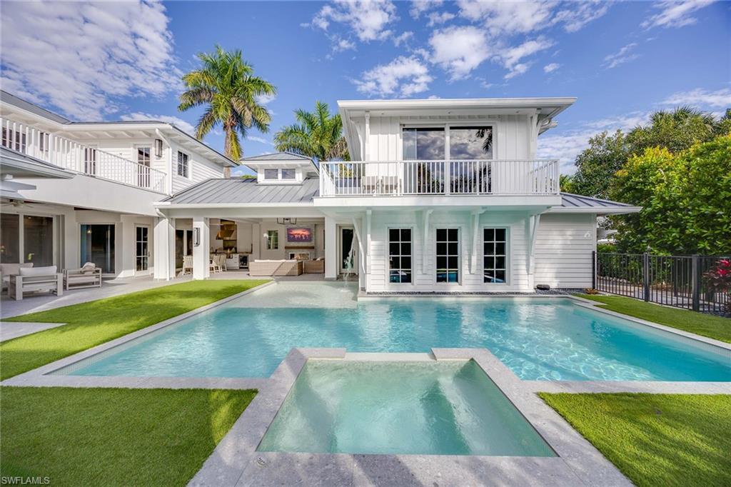 OLDE NAPLES - Residential