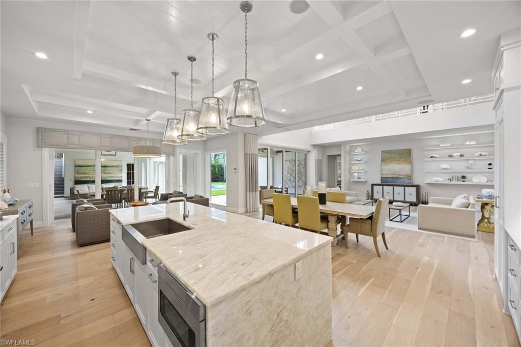 OLDE NAPLES - Residential