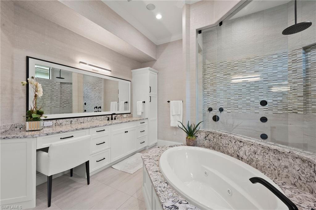 QUAIL WEST - Residential