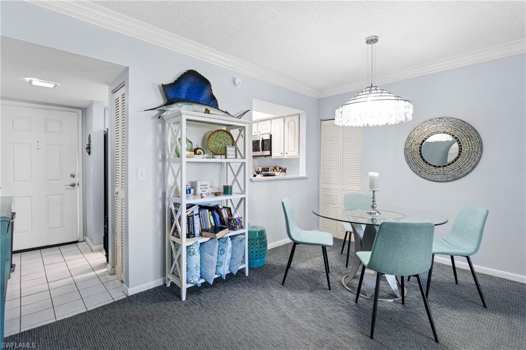 ISLAND MANOR APTS - Residential