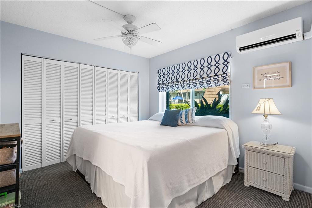 ISLAND MANOR APTS - Residential