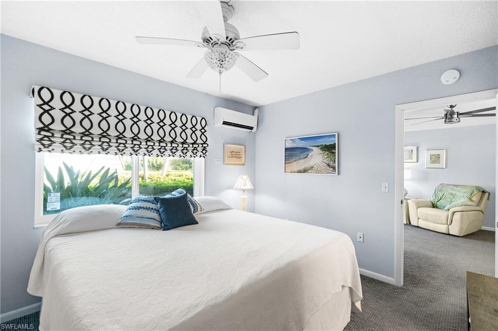 ISLAND MANOR APTS - Residential