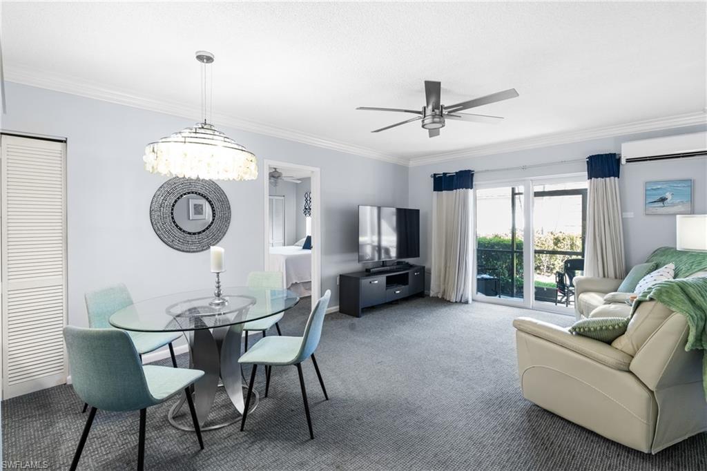 ISLAND MANOR APTS - Residential