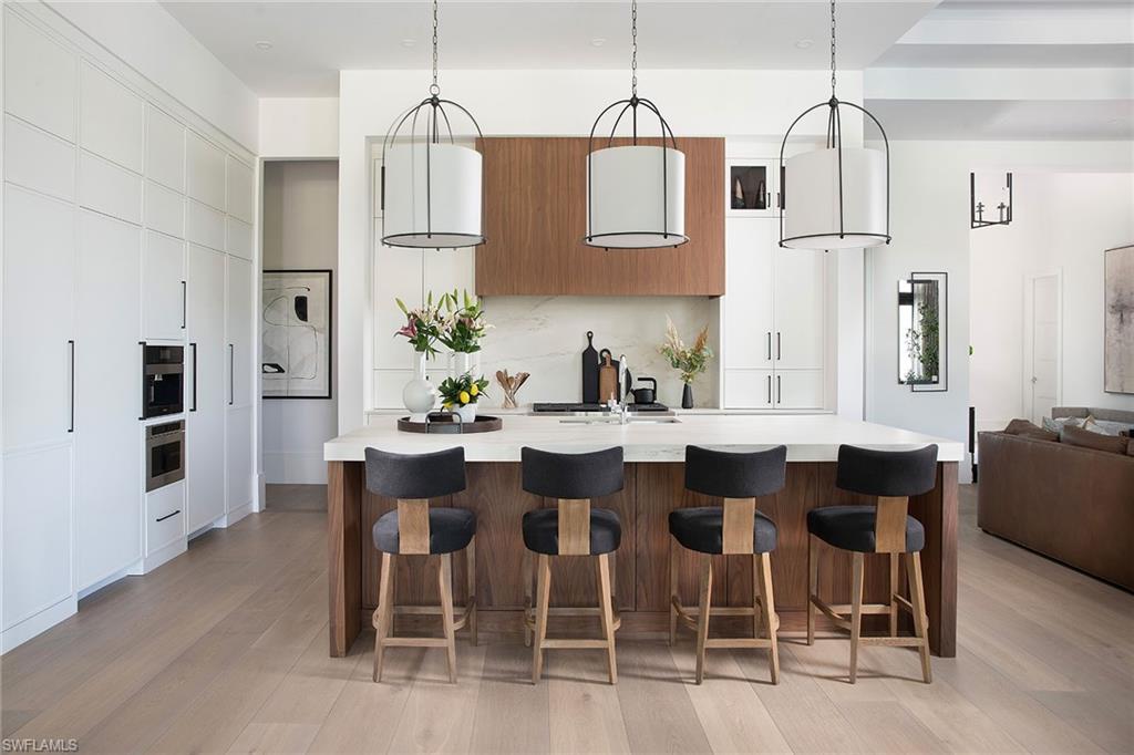 BANYAN ISLAND - Residential