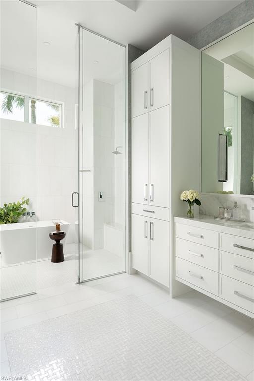 BANYAN ISLAND - Residential