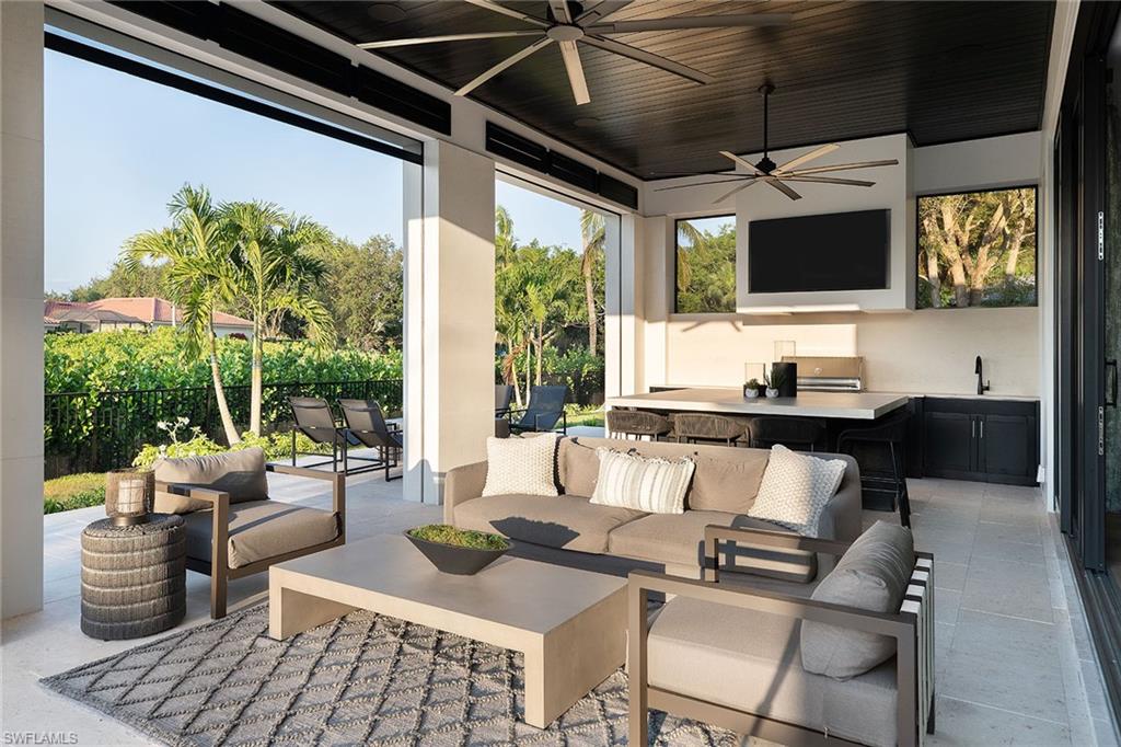 BANYAN ISLAND - Residential