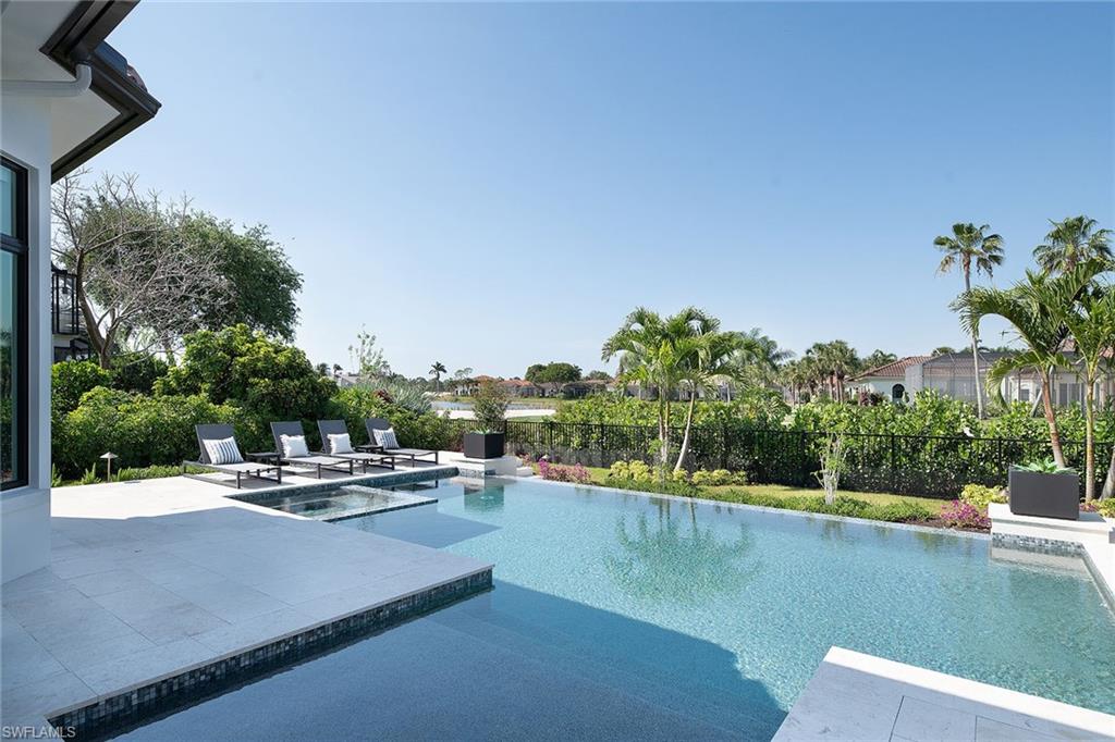 BANYAN ISLAND - Residential