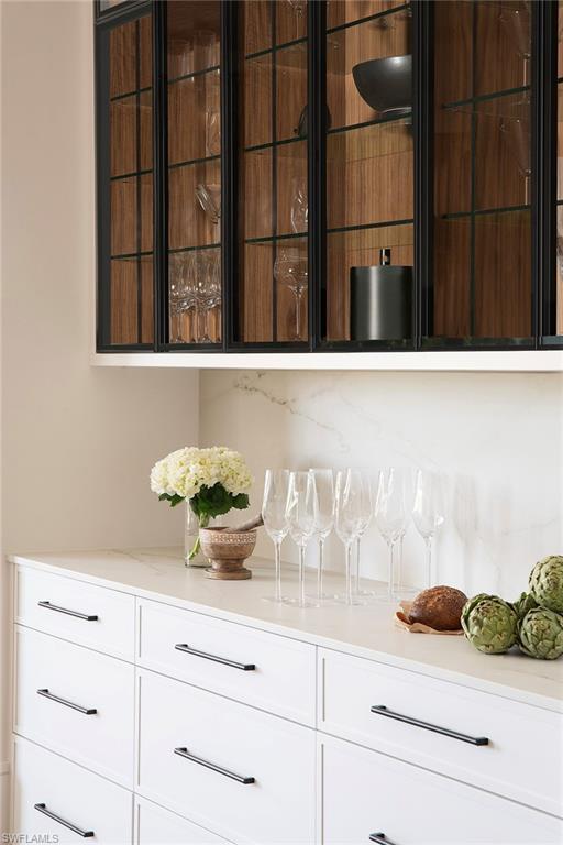 BANYAN ISLAND - Residential