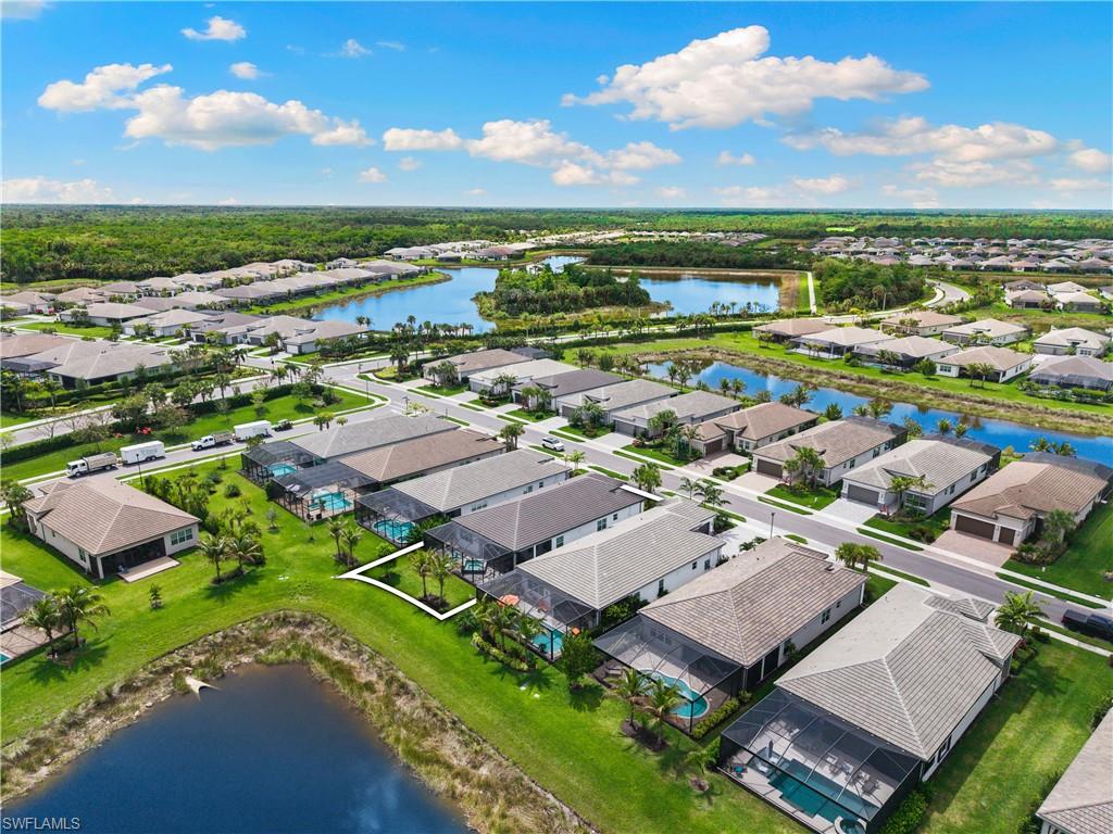 VALENCIA TRAILS - Residential