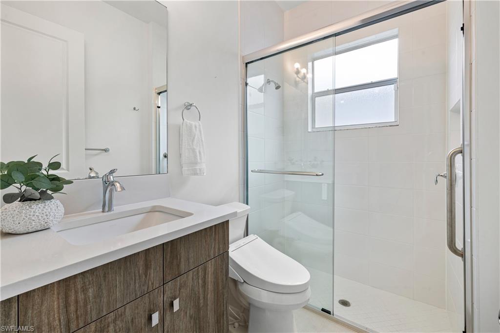 VALENCIA TRAILS - Residential