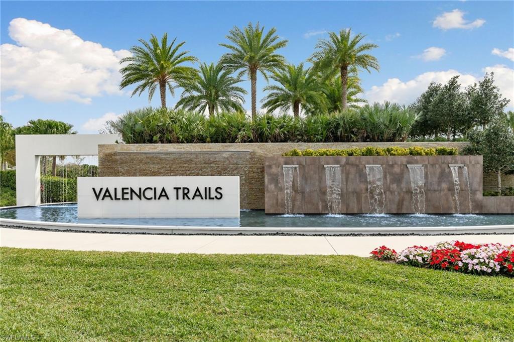 VALENCIA TRAILS - Residential