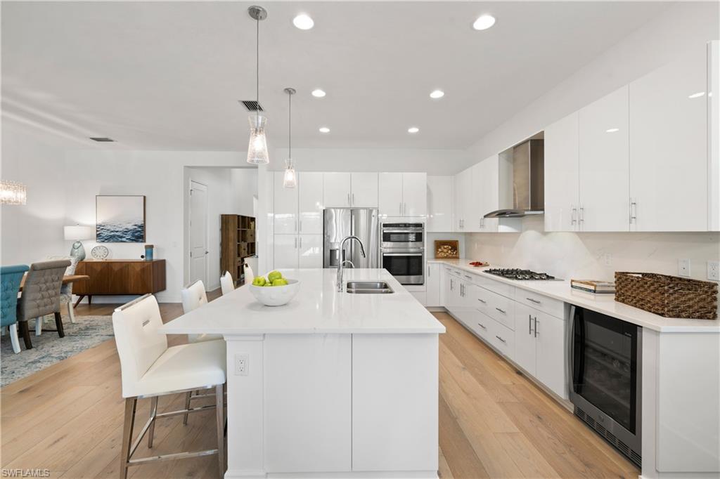 VALENCIA TRAILS - Residential