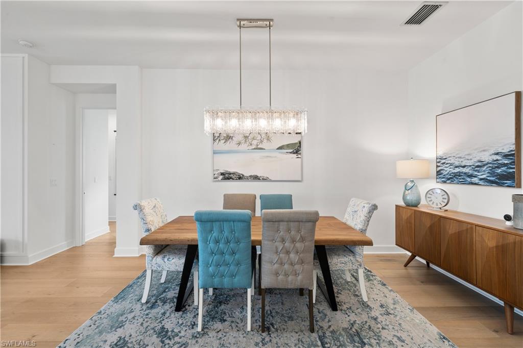 VALENCIA TRAILS - Residential