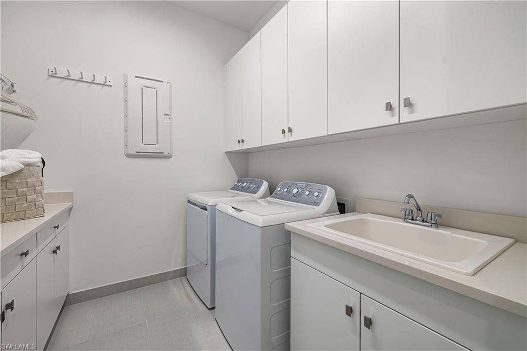 VALENCIA TRAILS - Residential