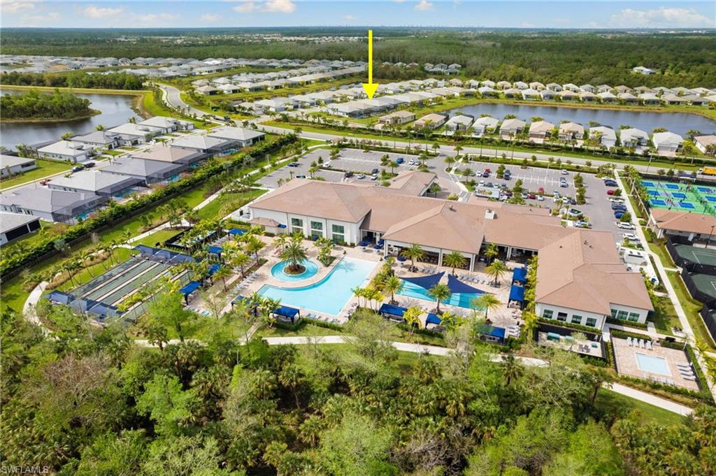 VALENCIA TRAILS - Residential