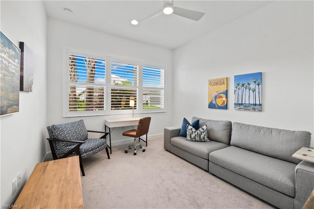 VALENCIA TRAILS - Residential