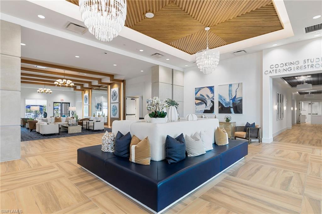 VALENCIA TRAILS - Residential